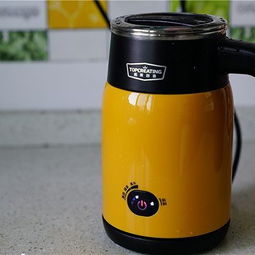 精品菜譜挑戰(zhàn)賽 養(yǎng)生壺里的秋日清潤——梨子菊花茶
